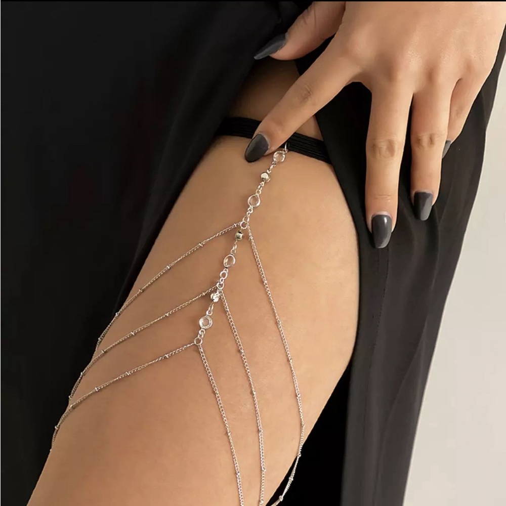 Sexy Multilayer Tassel Pearl Clip Bead Leg Chain for Women